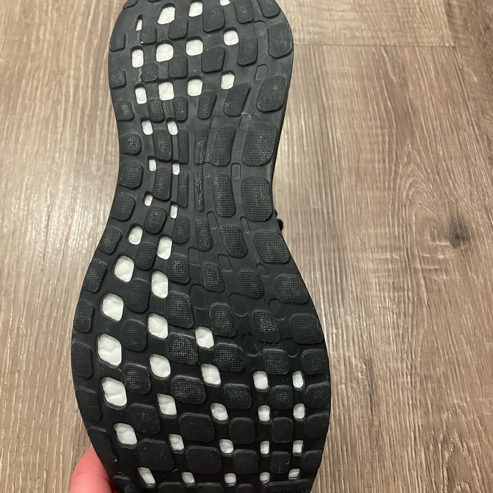 Adidas Pureboost - image 2